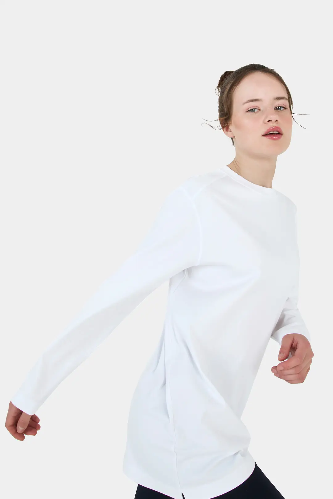 Serka - Bisiklet Yaka Uzun Kol Oversize Kadın Basic Tişört - BEYAZ